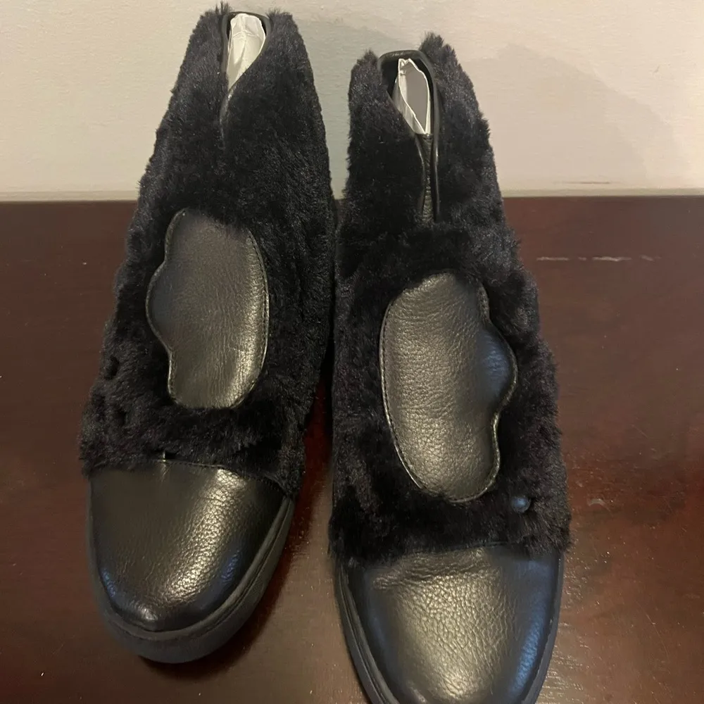 NEW Katy Perry The Honey Faux Fur Black Booties Boots 11 $129 Retail - Image 5