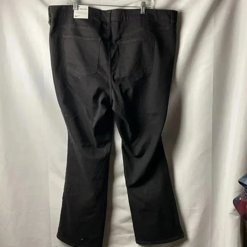 NWT OLD NAVY KICKER BOOT CUT WO SIZE 24 PLUS BLACK JEANS - Image 9