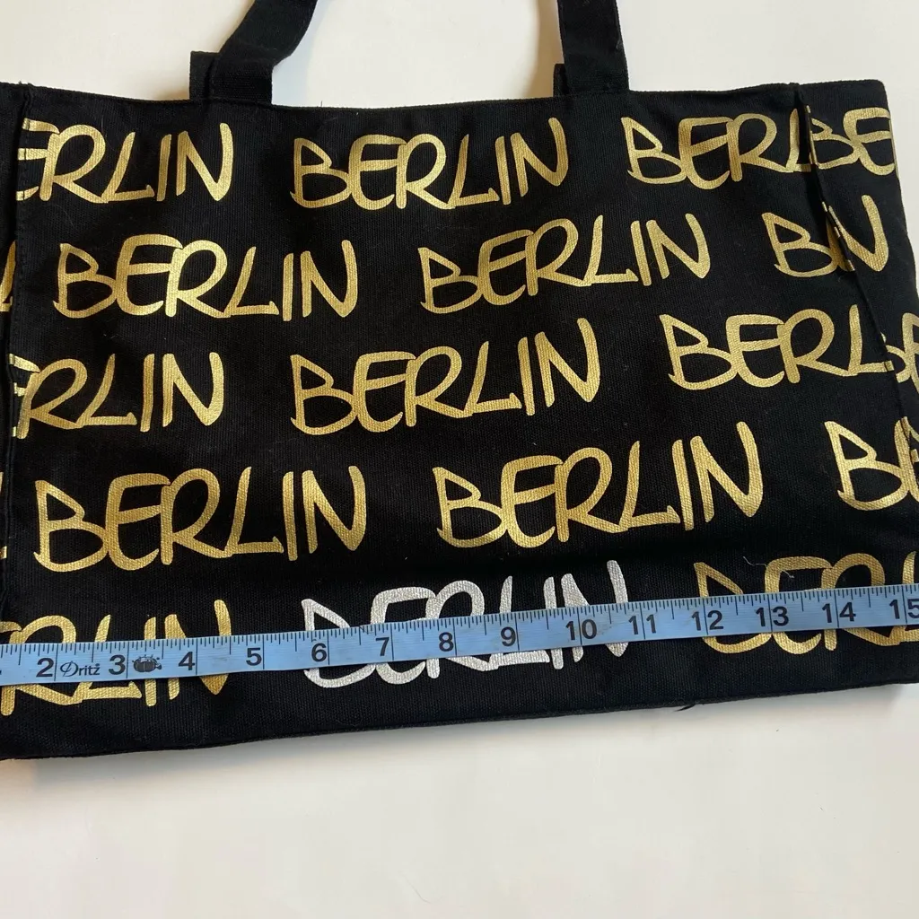 Berlin black and gold tote bag - Image 6