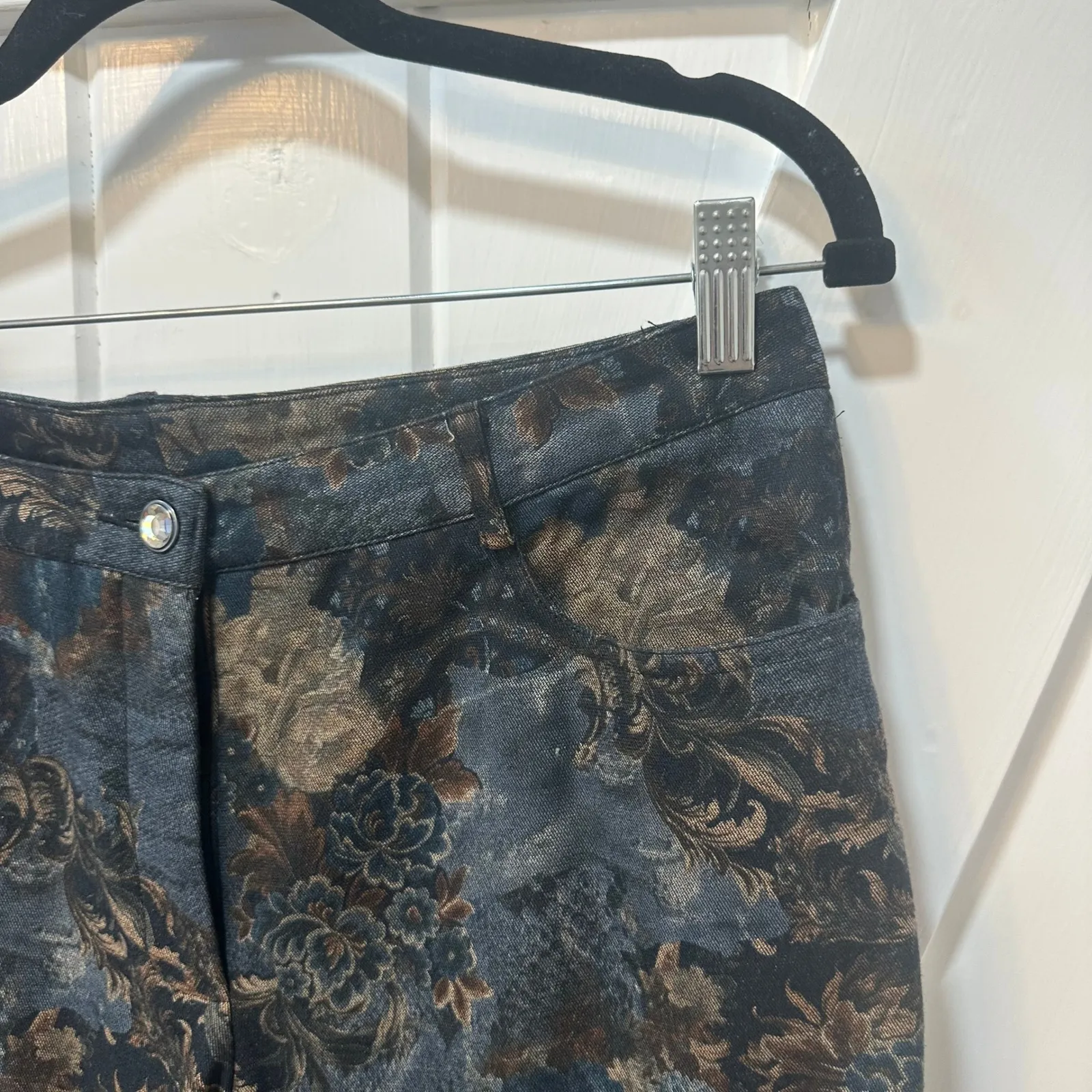 Sno Skins Womens Pants Vintage 10 Tapestry Renaissance Floral Bootcut Dark Blue - Image 6