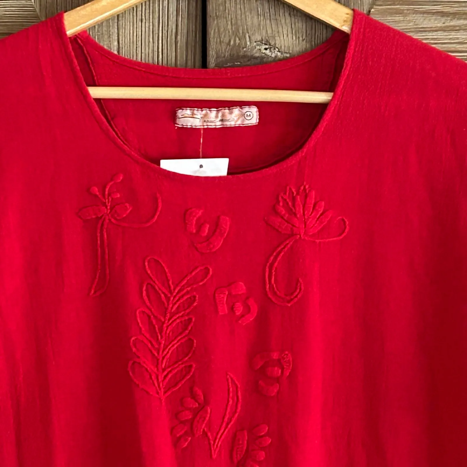 NWT Manta Del Lago Womens Midi Dress Red Sz Medium Pointed Hem Cottagecore - Image 2