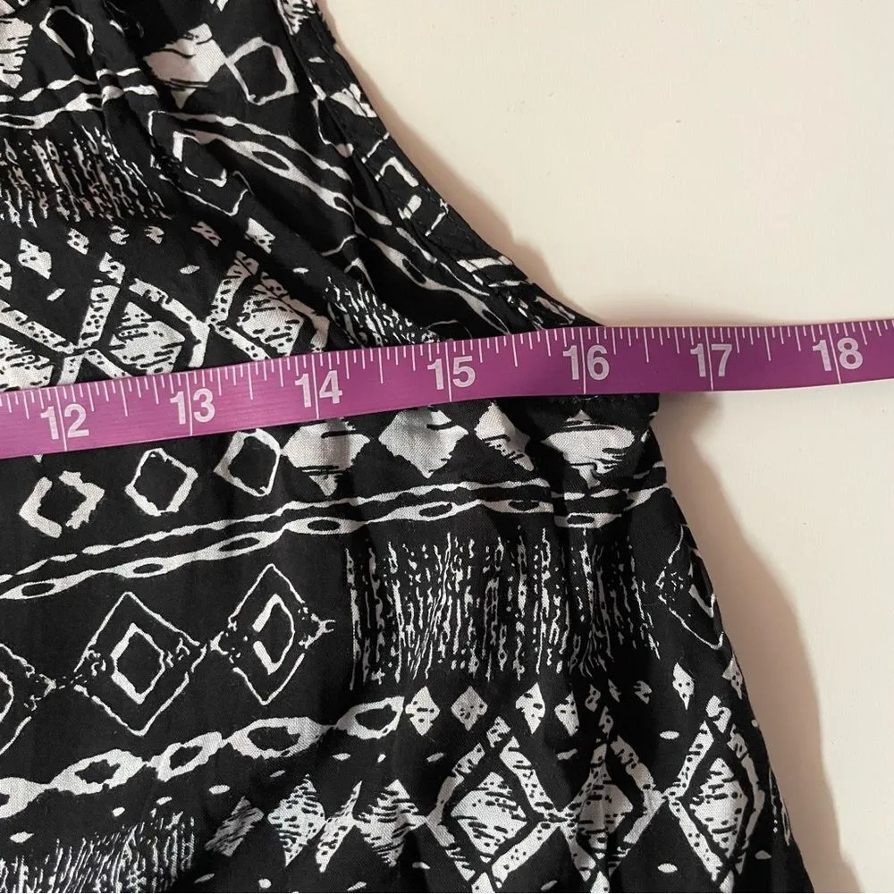 Urban Outfitters Sparkle & Fade Black Tribal Print Top Size M EUC - Image 7