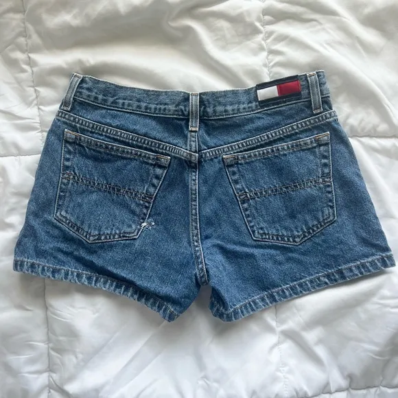 Tommy Hilfiger Vintage Tommy Jeans Y2K Denim Shorts Size 7 - Image 2