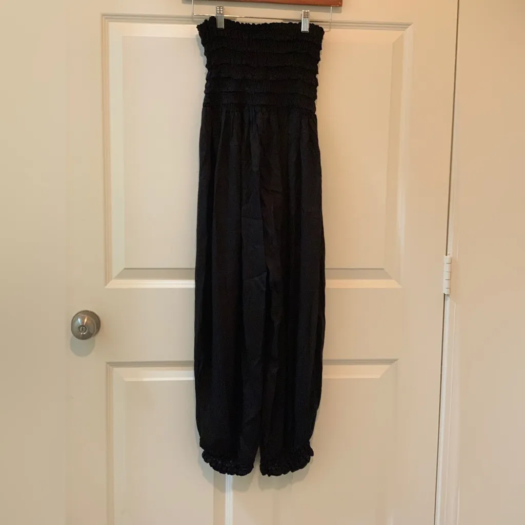Boho Me Elegant Black Strapless Jumpsuit.  Size-Small - Image 3
