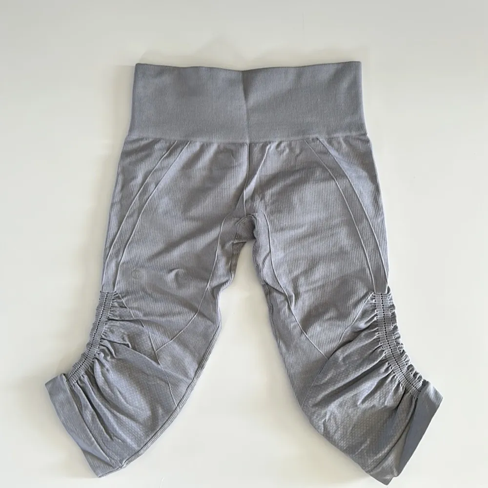 Lululemon In the Flow Crop - Image 2