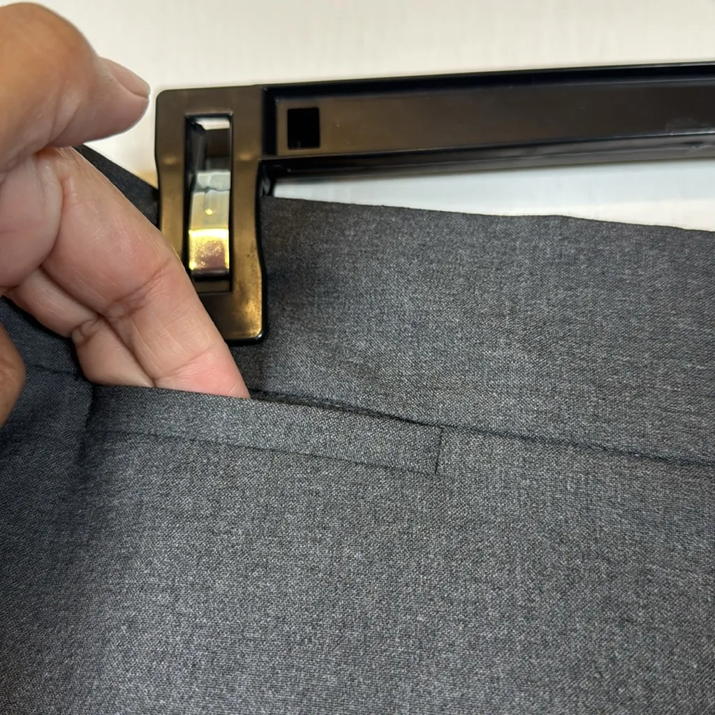 The Limited Charcoal Gray Ankle Business Trousers Size 00 EUC #5690 - Image 3