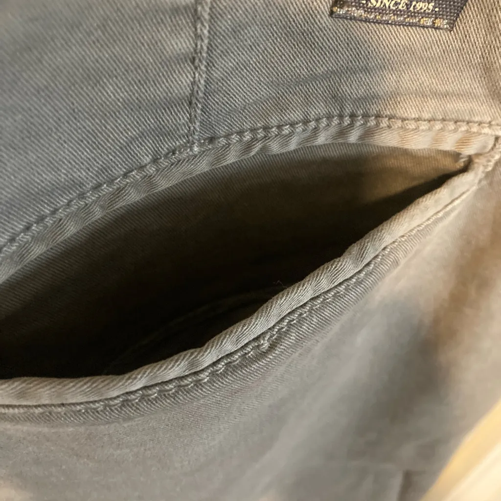 Liu Jo women’s size 33 gray silver studded GEORGE stretchy chino pants 34x33 - Image 8