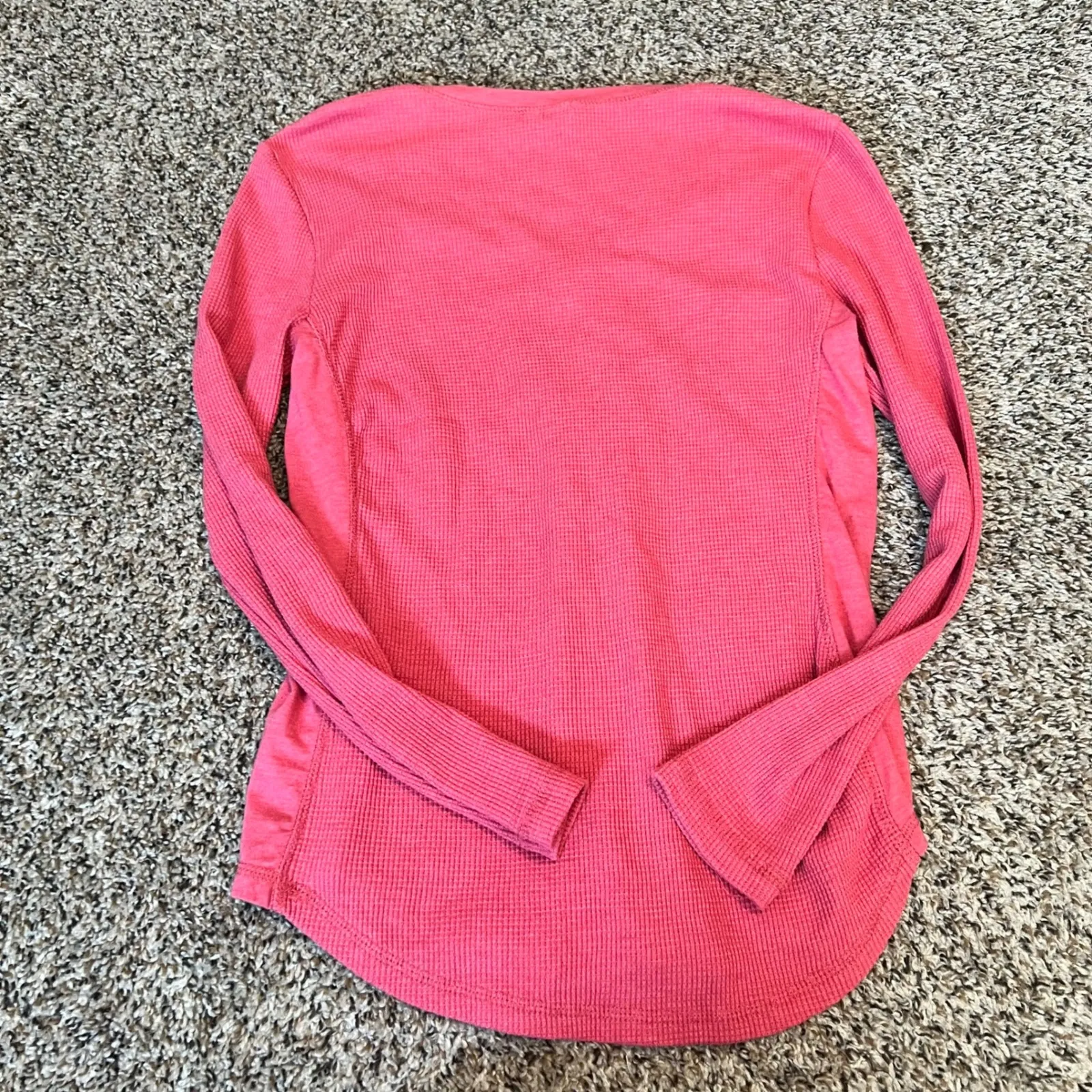 Eddie Bauer Red Waffle Knit V Neck Button Henley Long Sleeve Top S Bella Swan - Image 7