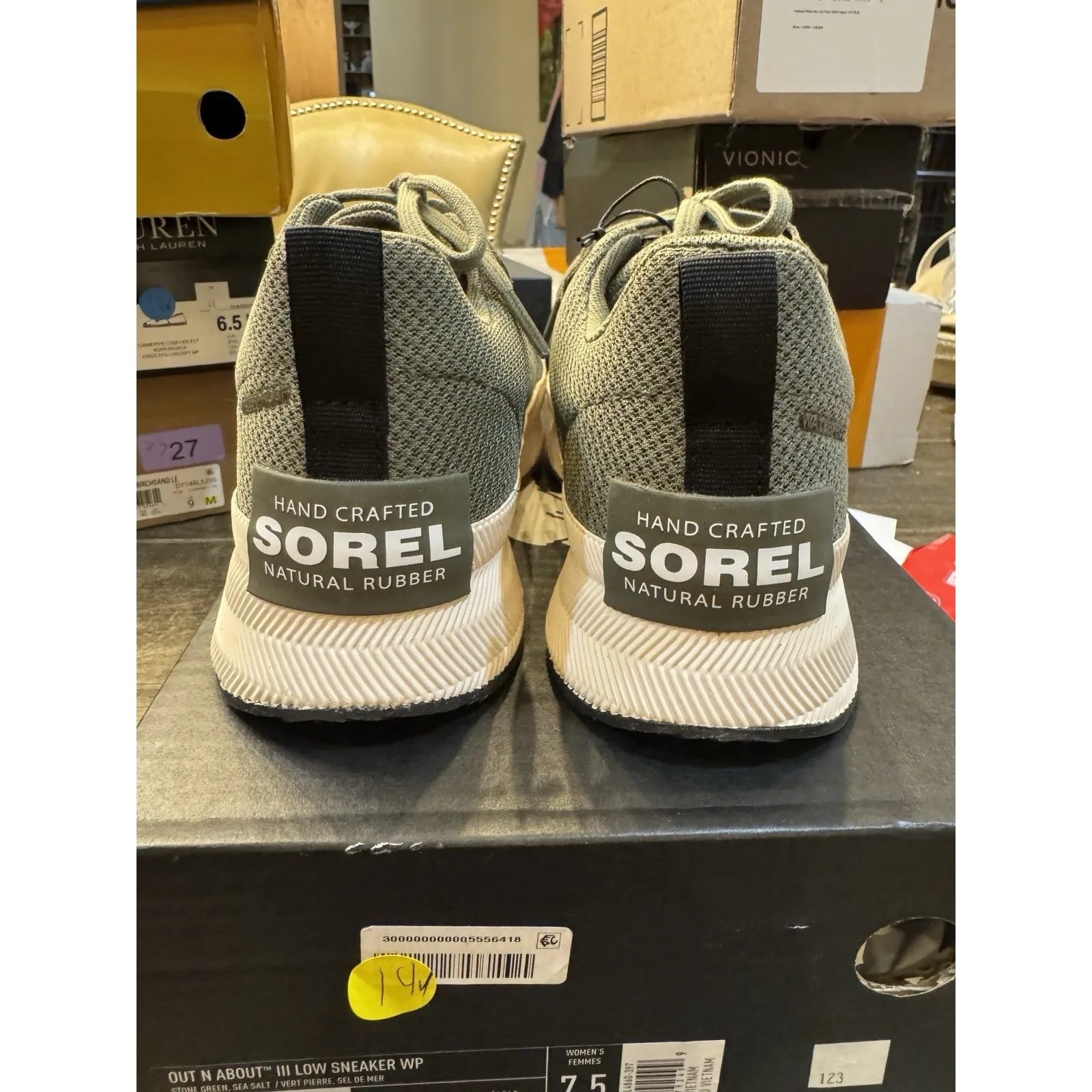 Sorel Out N About III Low Sneaker Waterproof Women US 7.5‎ - Image 6