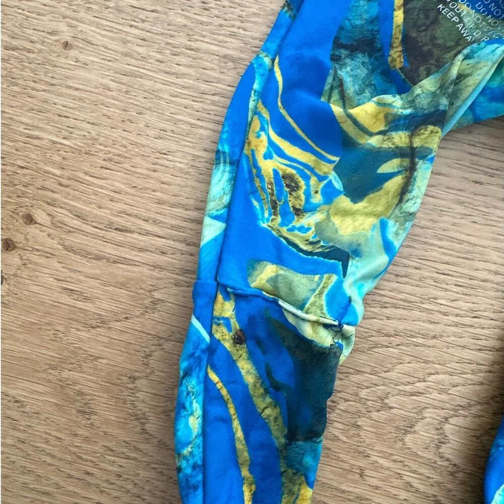 Kamari Swim - Image 4