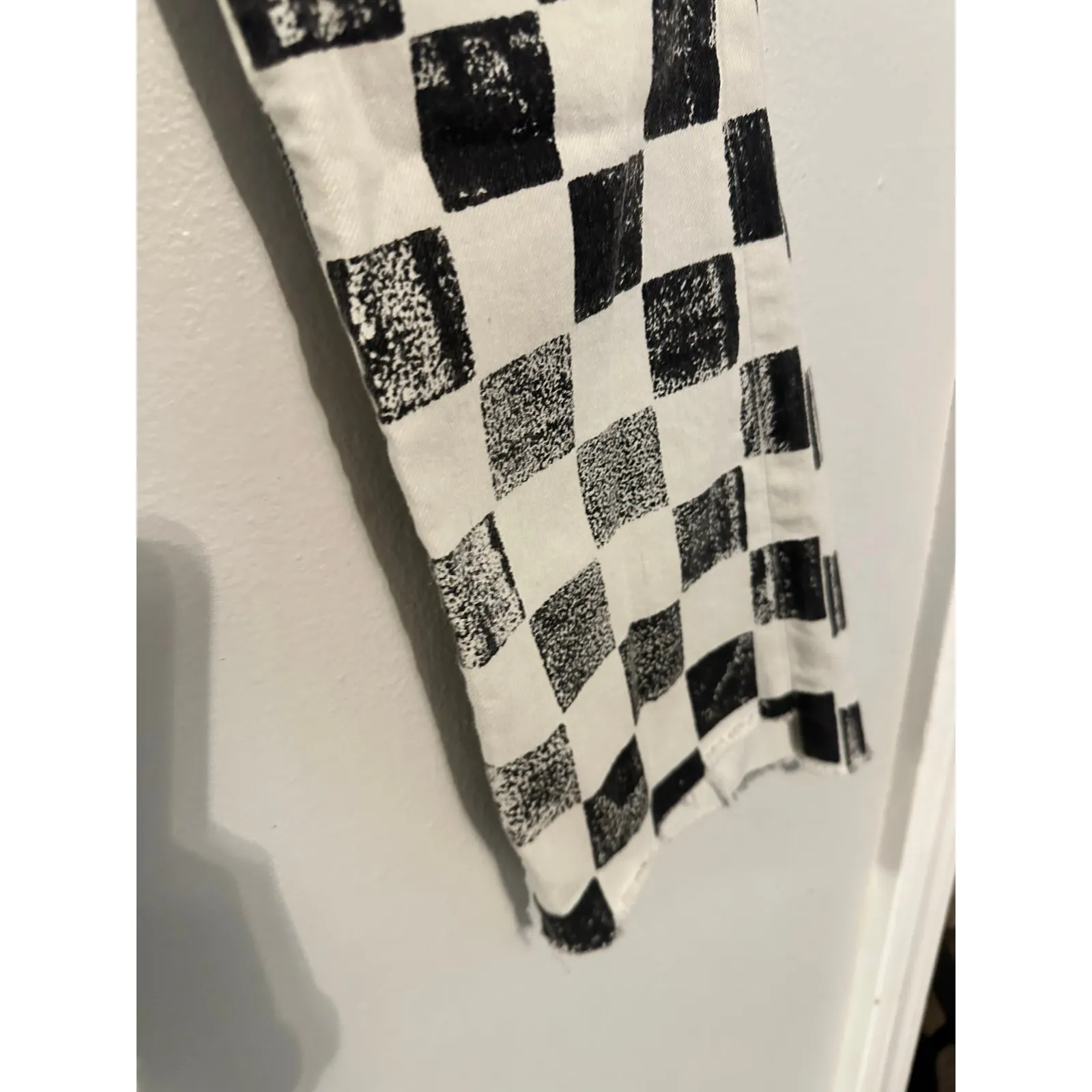 Mother 27 The Insider Crop Step Fray Jeans Check Harlequin 150th anniversary Black - Image 13