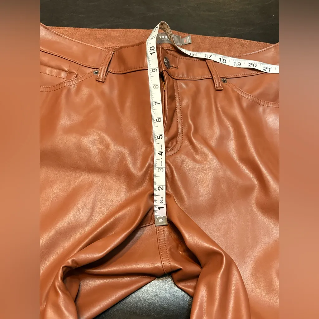 Torrid Perfect Skinny Faux Leather Mid Rise Pant in Color Rootbeer size 16R - Image 10