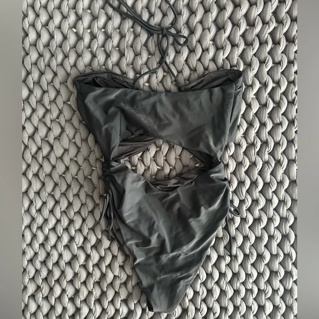 Devon Windsor Faye Full Piece Black - Image 5