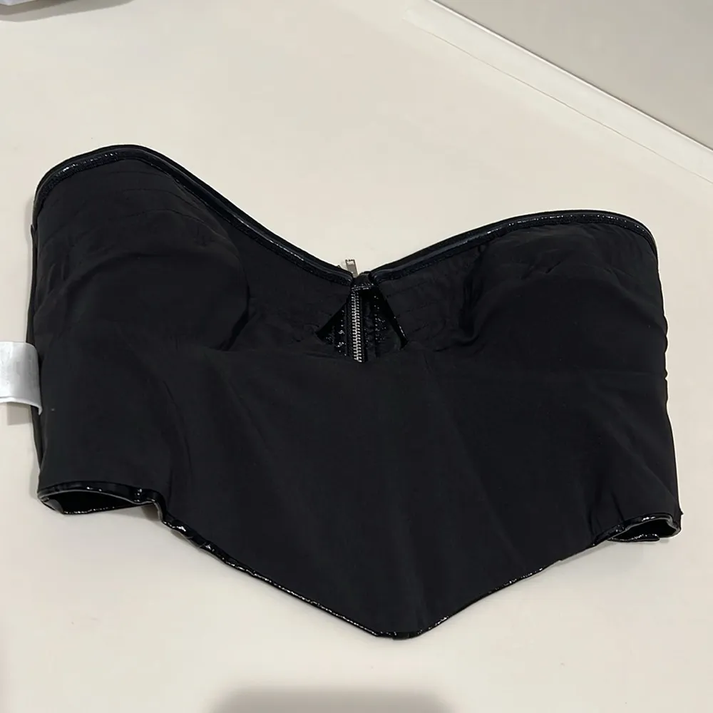 Tiger Mist faux patent leather bustiere corset, black, size XS, NWOT - Image 7