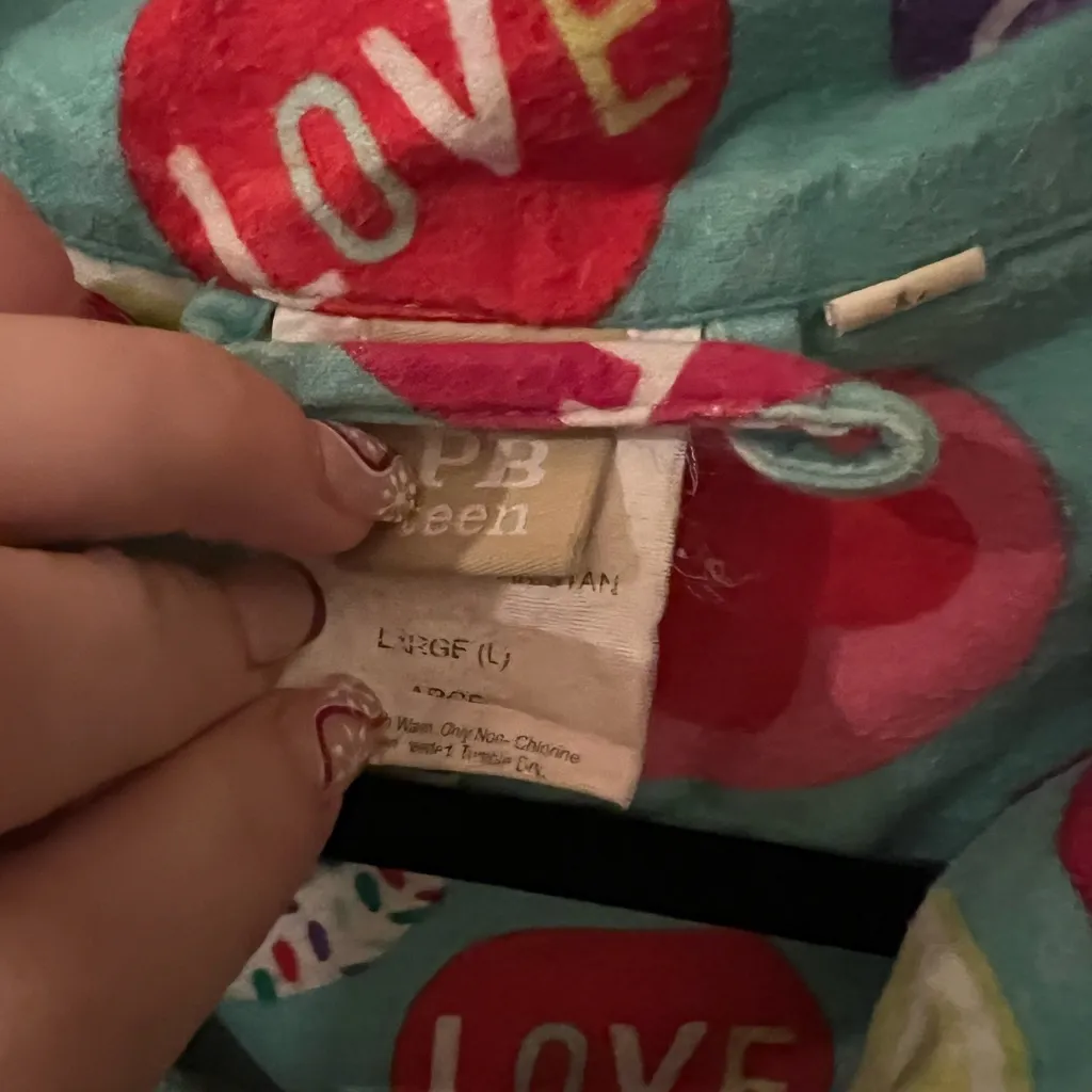 Pottery Barn Pajama Set Size L - Image 3