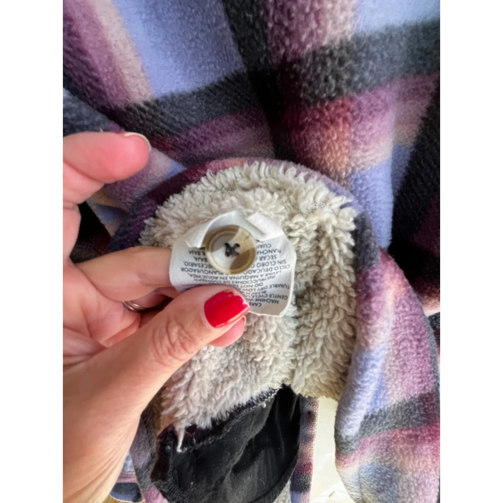 Sage Collective Womens Plaid Sherpa Lined Shirt Jacket Purple Burgundy
Fall Size M - Image 10