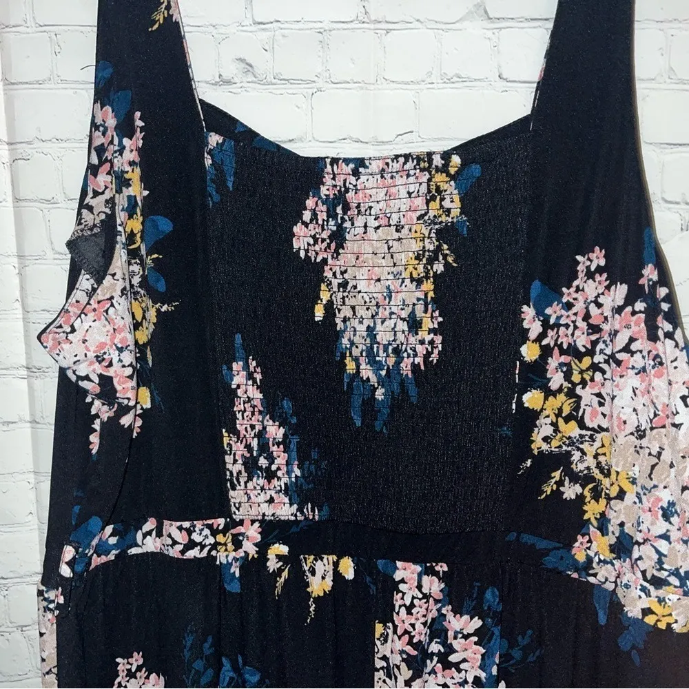 ✨Maurices Black Floral Wide Leg Jumpsuit Smocked Bodice Sleeveless  Plus Sz 2 2x - Image 5