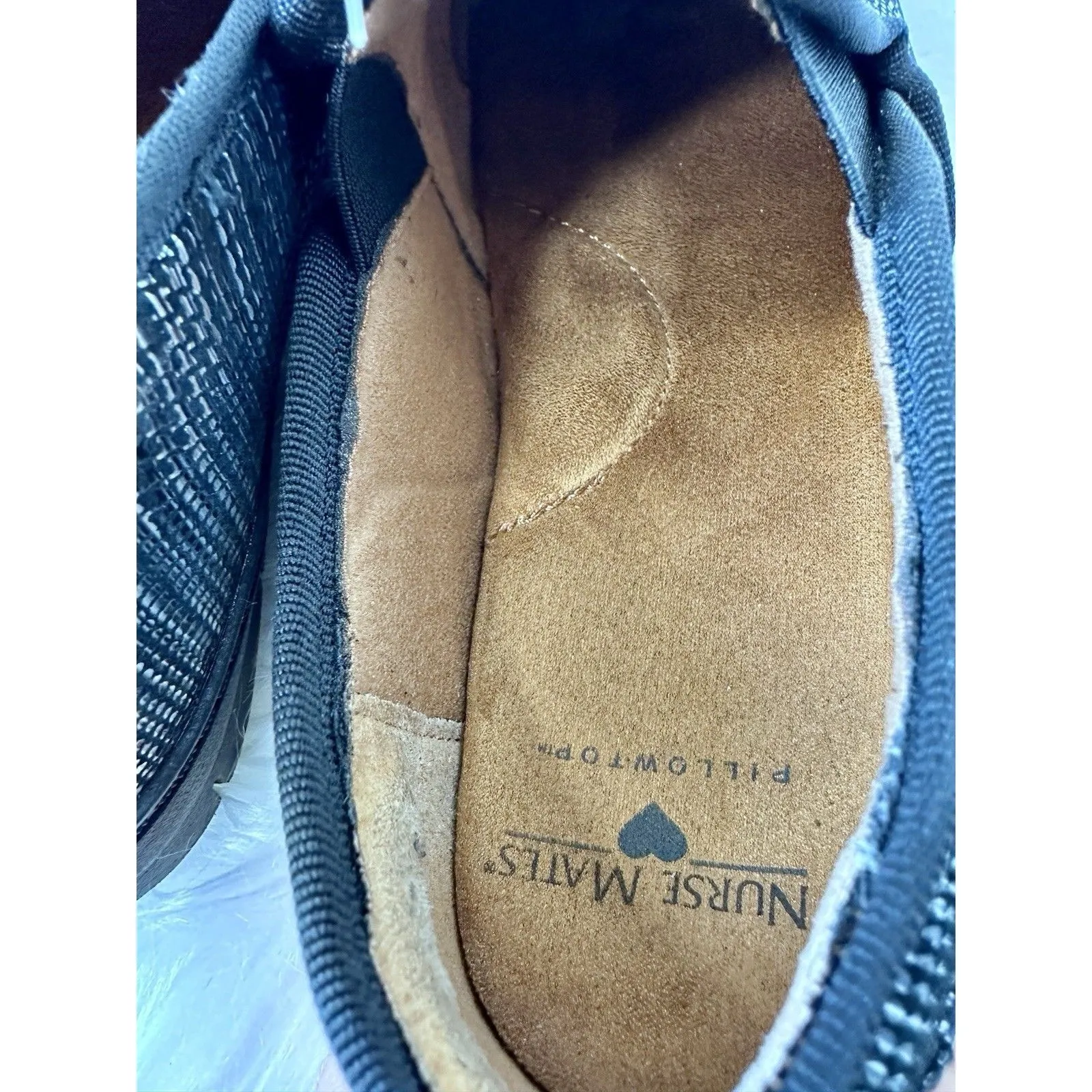 Nurse Mates Adela Womens size 6 M Black Silver Comfortable Aid Leather Loafers - Image 4