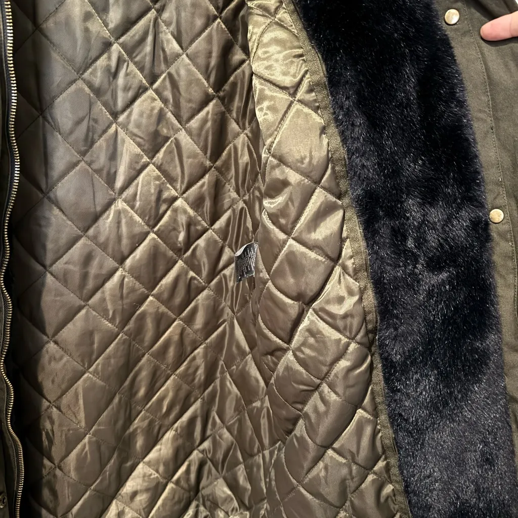 Vince Camuto Olive Contrast‎ Black Faux Fur Trimmed Hooded Parka Women's Size L Size L - Image 9
