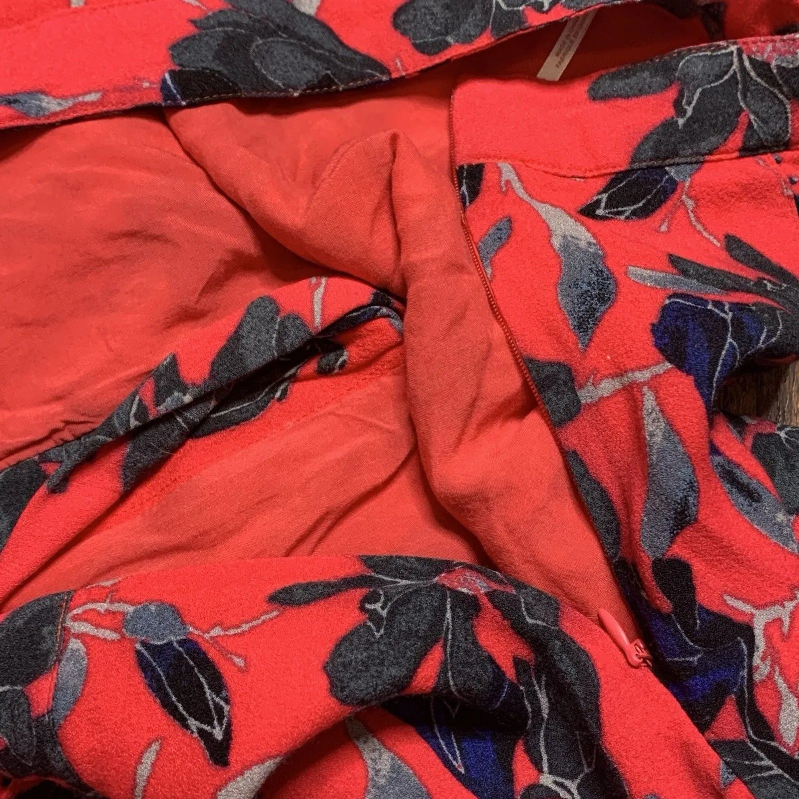 Free People Lisa Crepe Smooth Sailing Maxi Skirt Red Floral Lots Of Button Sz 12 - Image 6