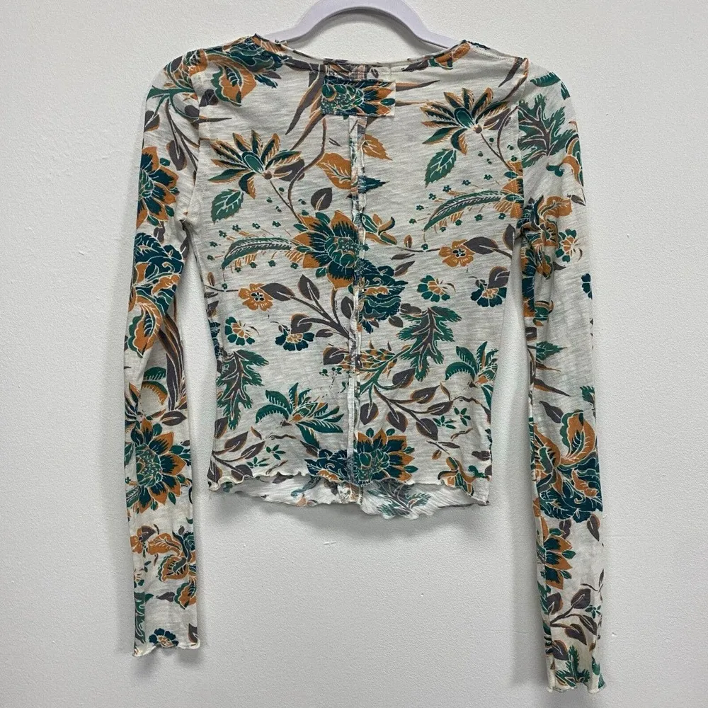 We The Free womens floral long sleeve Crop tops size extra small cynch front - Image 3