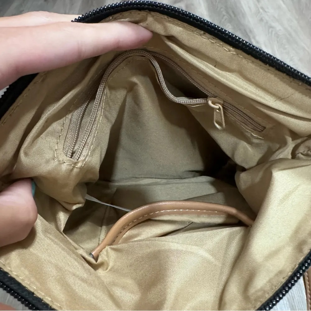 kim rogers  Purse Hand Bag Pocket Book Tan Black Crossbody - Image 4