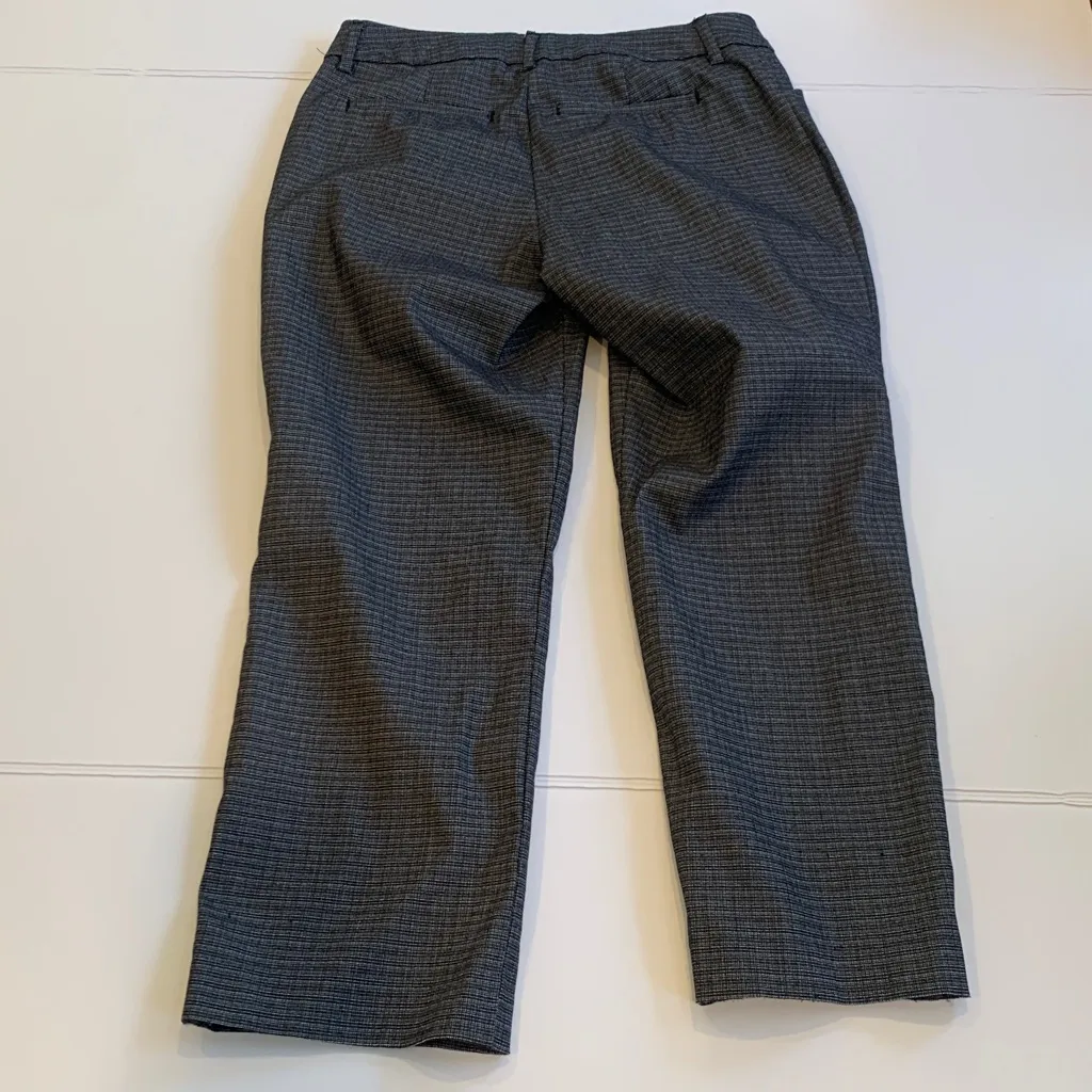 Lee Back and White Weave Pattern Stretch Pants Women’s Approx. Size 6 or 8 Ankle - Image 6