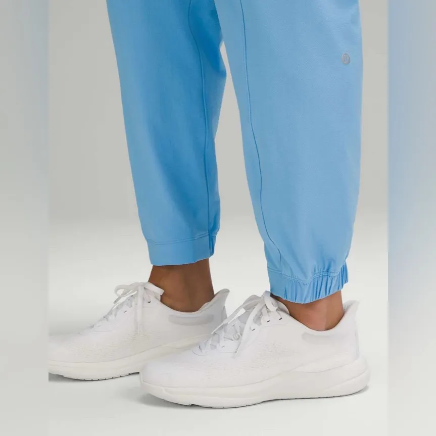 Lululemon License to Train High-Rise Jogger - Image 4