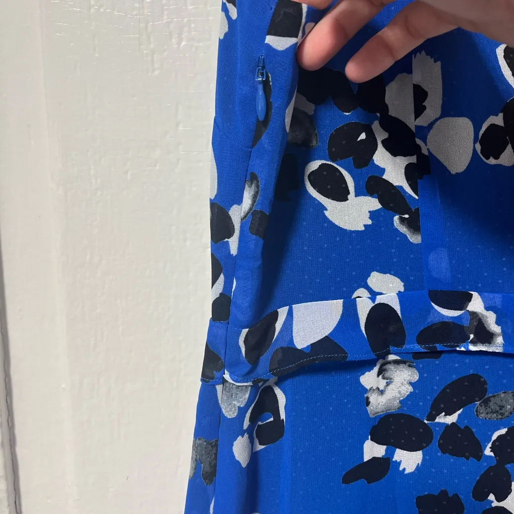 Cabi Untamed  A-Line Dress Blue Floral Flowy Polka dot Lined size small 5576 - Image 6