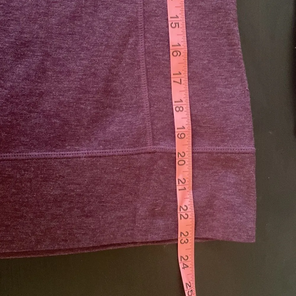 Mondetta Turtle neck wool blend snap adjustable maroon small key hole sleeve - Image 13