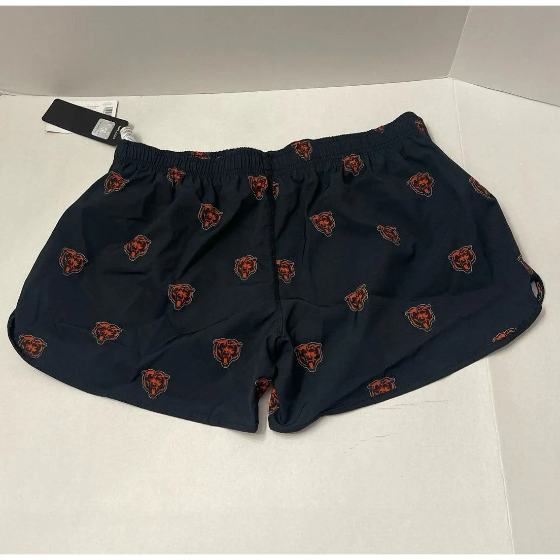 FOCO Chicago Bears Mini Print Running
Shorts Size XL New With Tag Black - Image 5