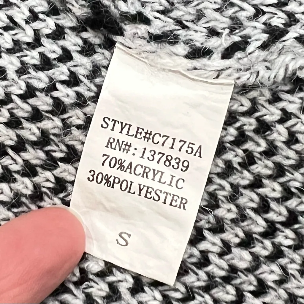 Debut Grey Plaid Open Front Cardigan Size Small - Image 6