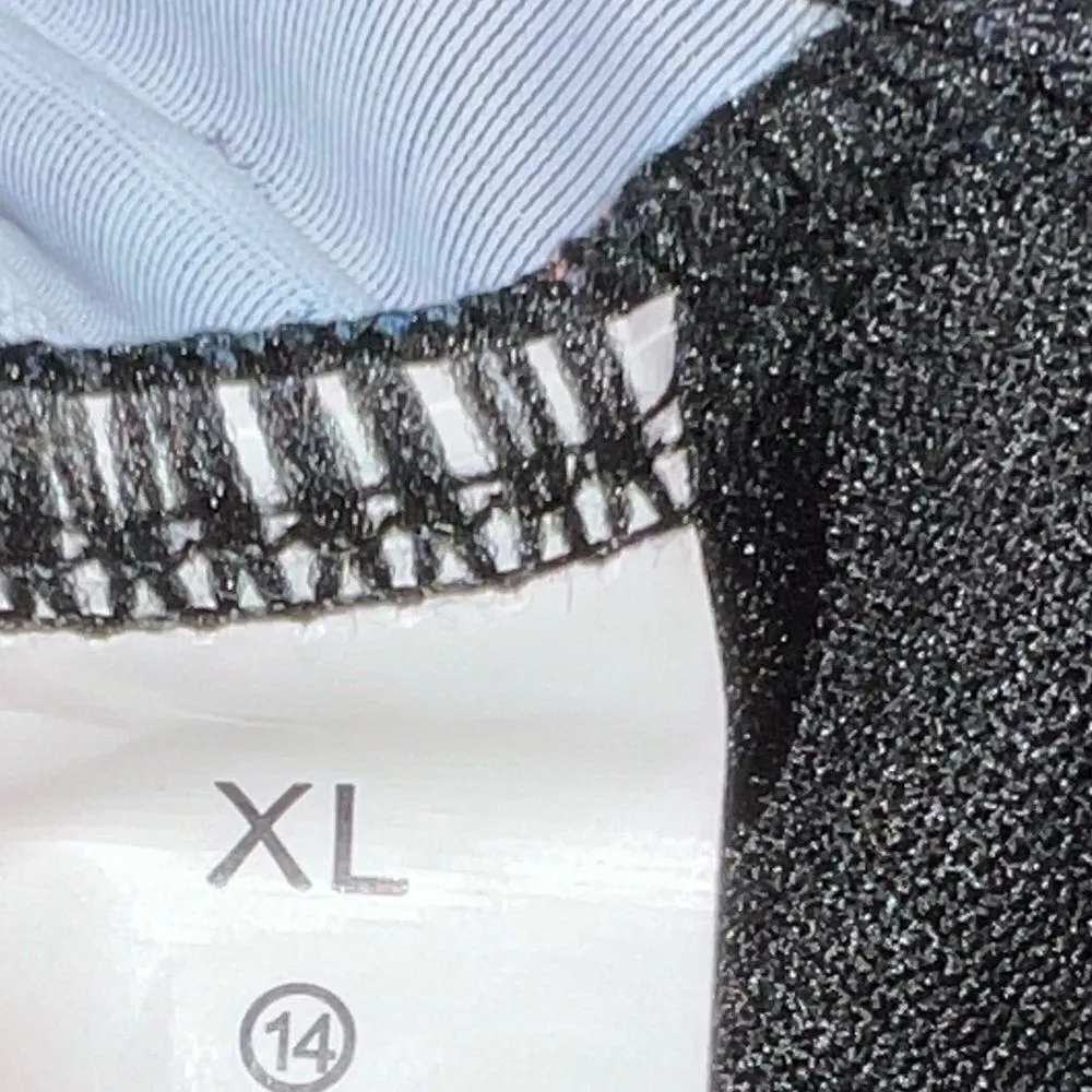 Swimsuit! Super cute swimsuit top! Designed to flatter! Black Size XL - Image 10