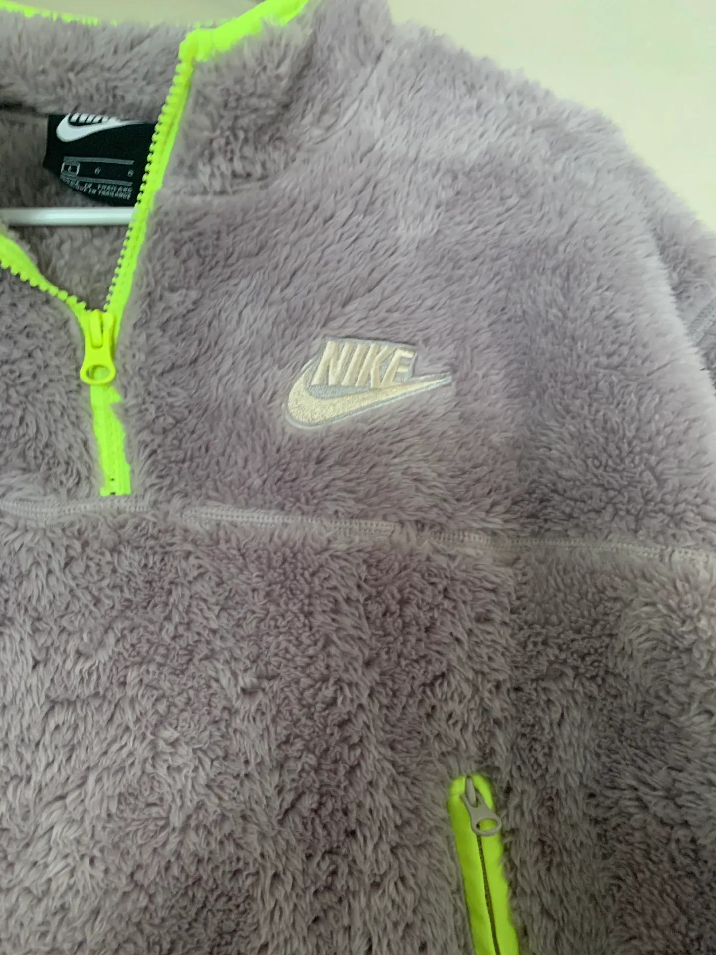Nike Sherpa Cropped Pullover - Image 6