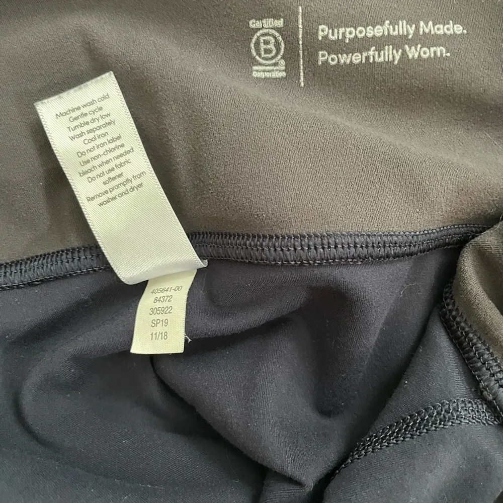 Athleta Women’s Black Cropped Leggings Yoga Gym Activewear Size 1X - Image 4