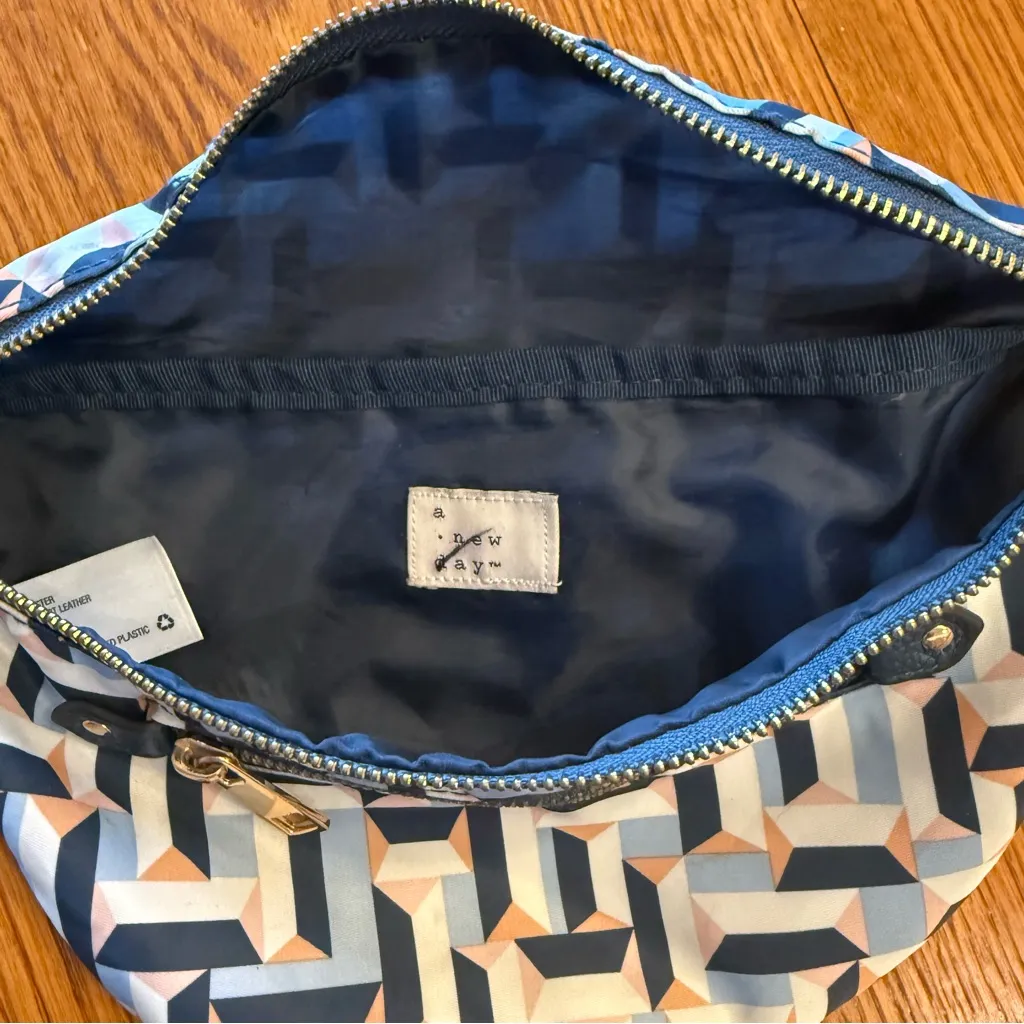 Geometric Print Belt Bag - Image 6