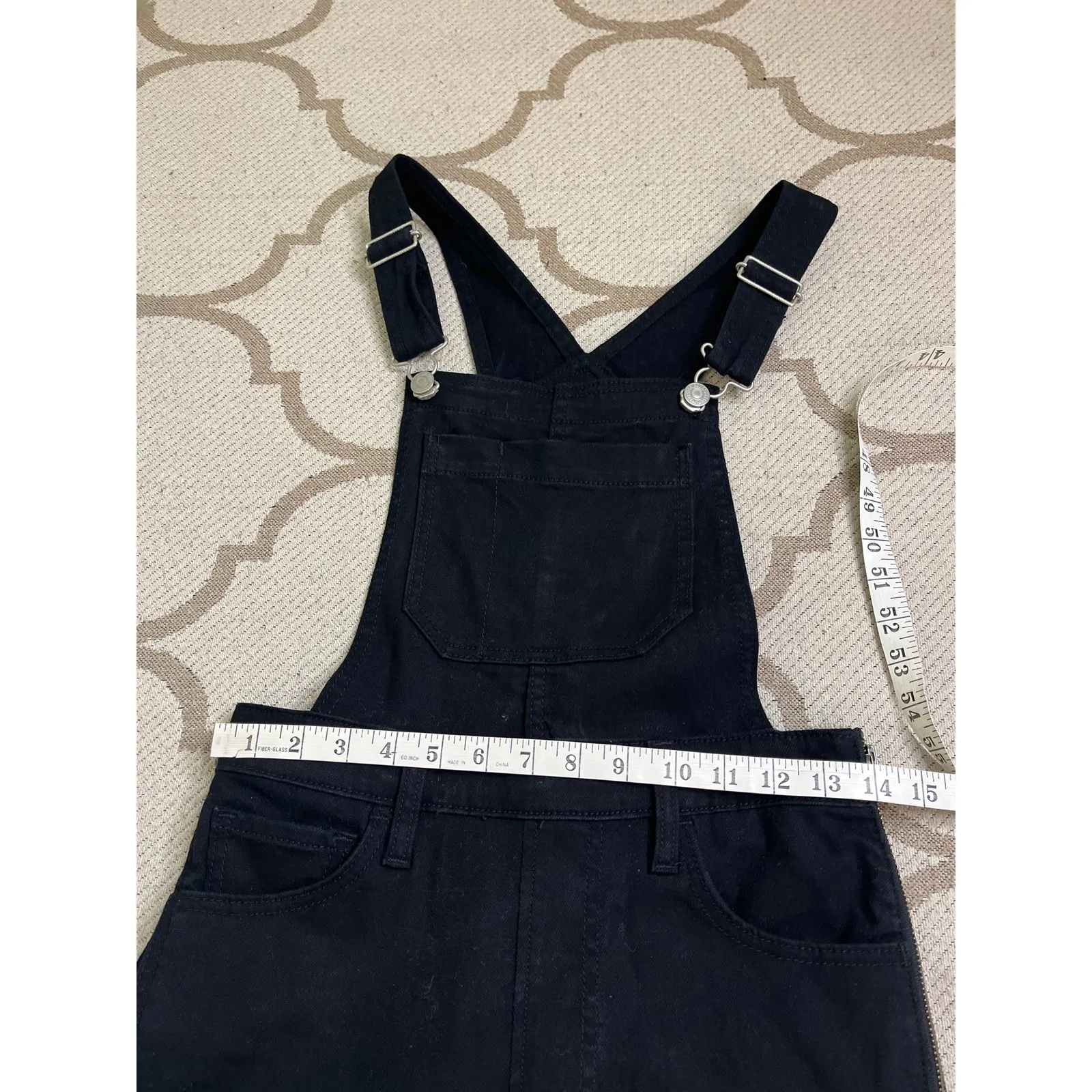 Levi's Premium Black HIGH LOOSE OVERALLS, size 25, MSRP $128, Pc9 - Image 4