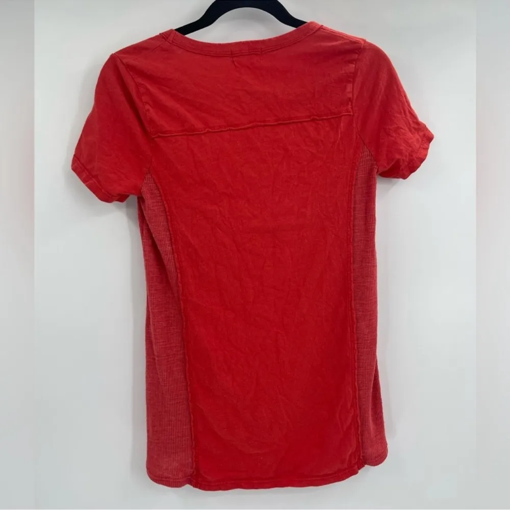 T.la Anthropologie red lagenlook thermal Y2kboho cotton short sleeve tee size xs - Image 8