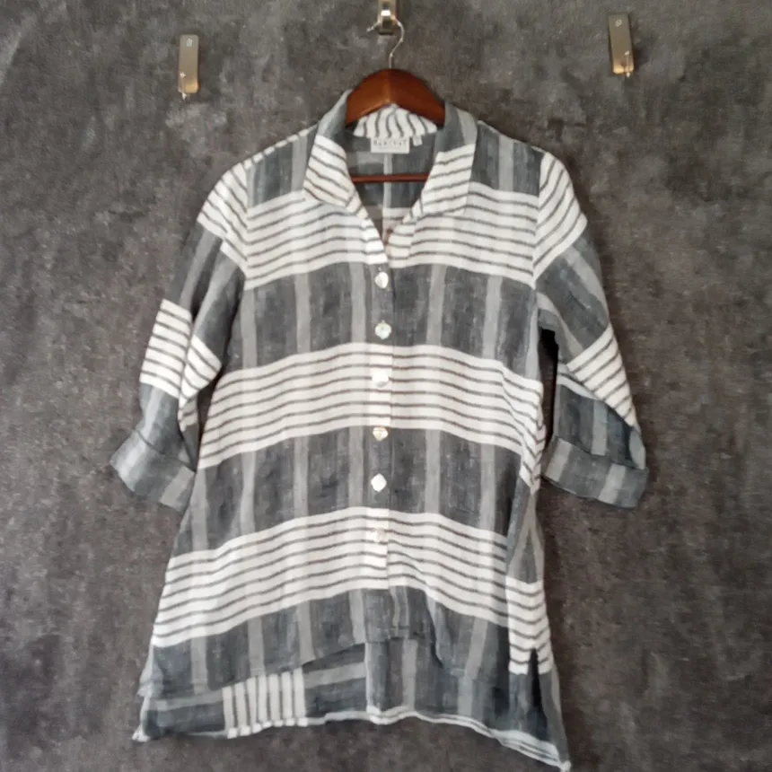 Habitat Black and White Striped Button Up Blouse Linen Vacation Size XS - Image 3