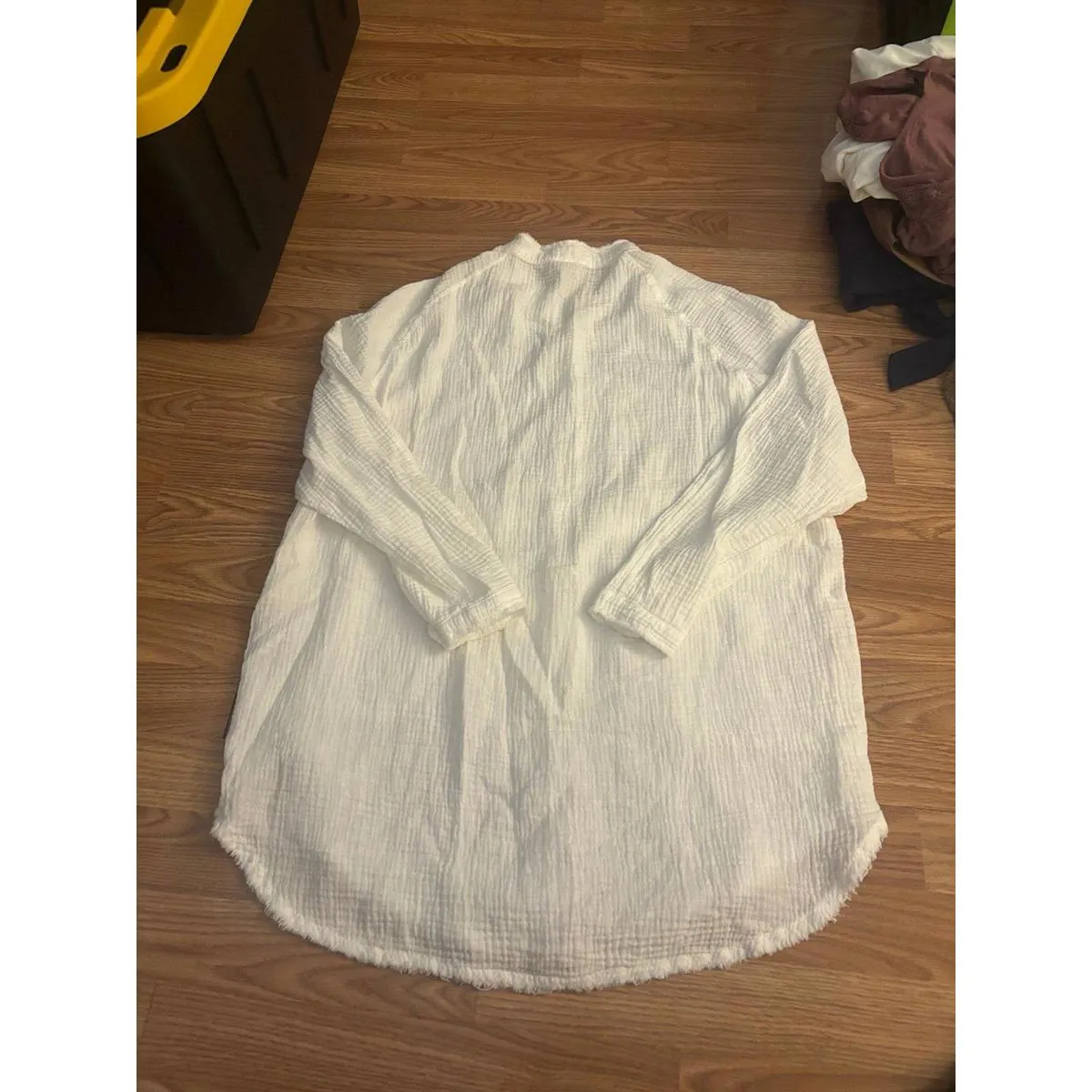 White Long Sleeve Button Shirt/Swimsuit Coverup Size Medium - Image 7