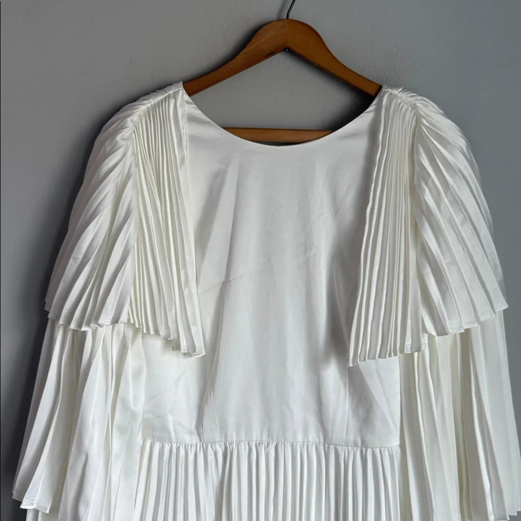 NEW Andrea Iyamah resort vacation white satin pleated sachi romper Large - Image 5