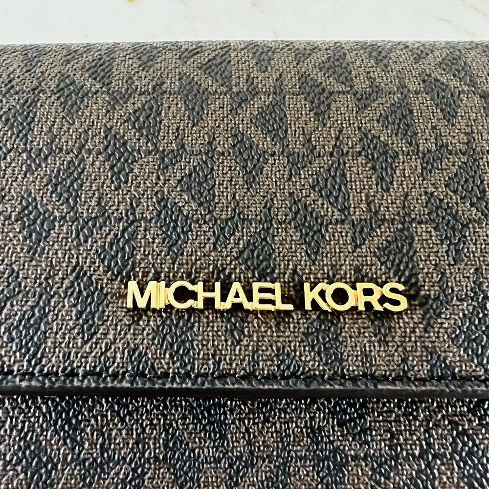 MICHAEL KORS Jet Set Travel Brown Logo Leather Tri-Fold Wallet - Image 4