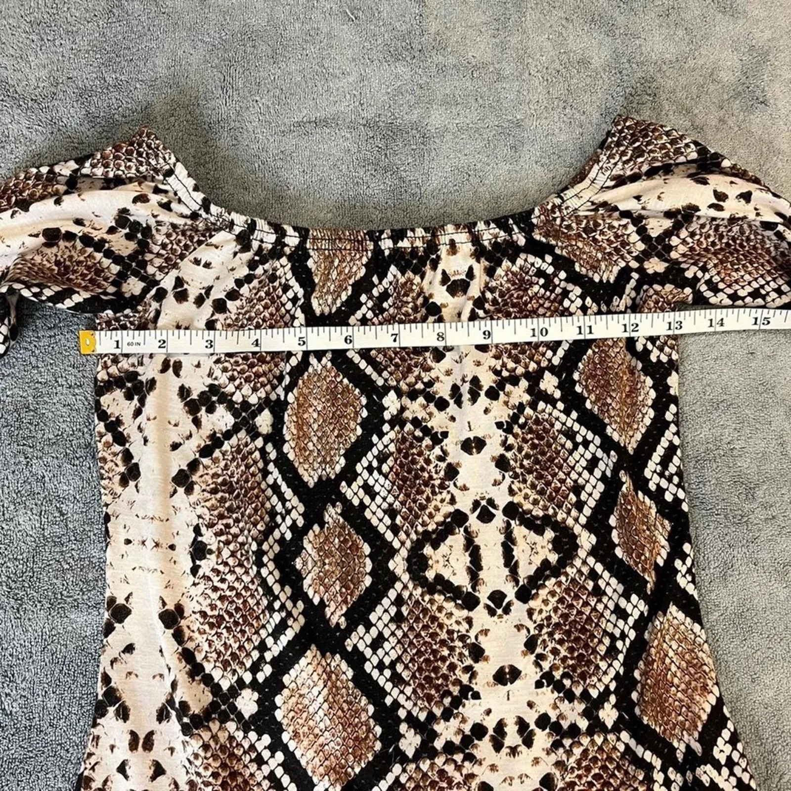 PrettyLittleThing Snake Print Bardot Off Shoulder Thong Bodysuit Long Sleeve Sz6 - Image 6