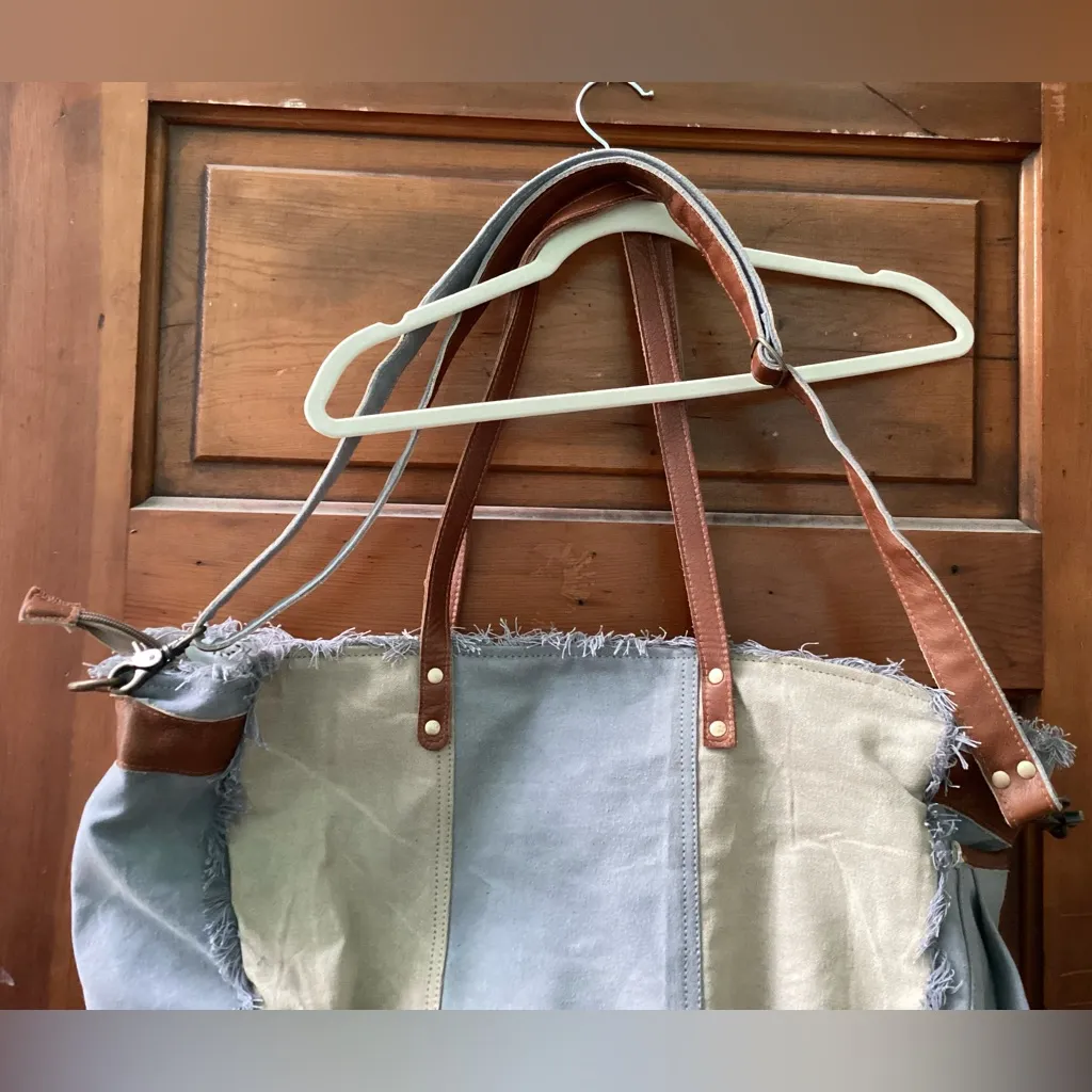 NWT Myra Bag Nautical Canvas Tote with Leather Accents Blue - Image 6