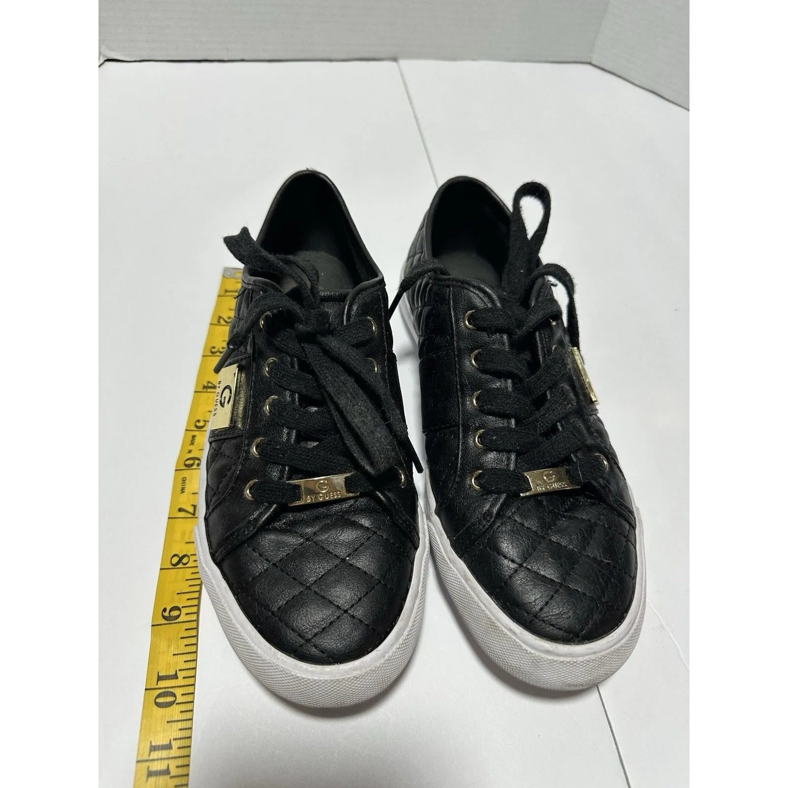 G by Guess Women's Black Quilted Lace-Up Sneakers, Size 8.5 - Image 7
