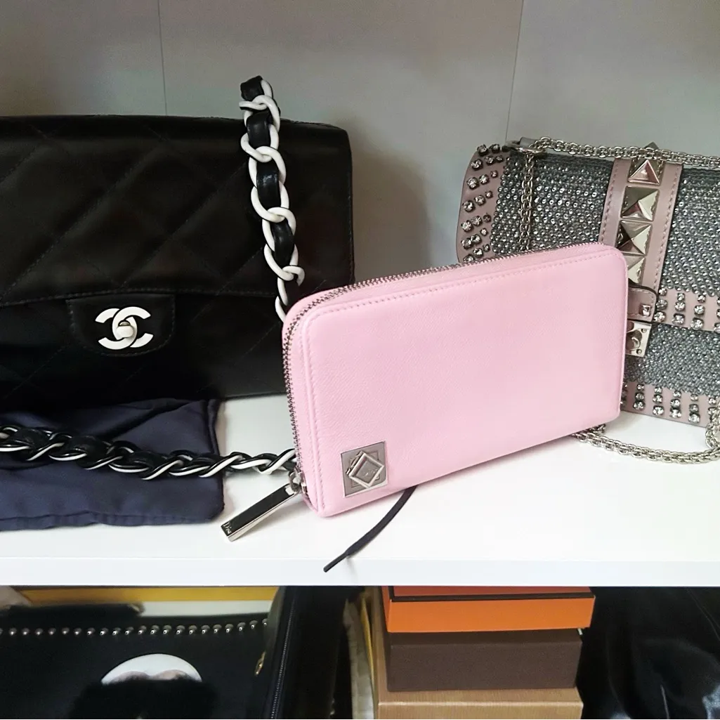 Authentic Dior Baby Pink Turn Me Long Continental Zip Wallet / Clutch - Image 3
