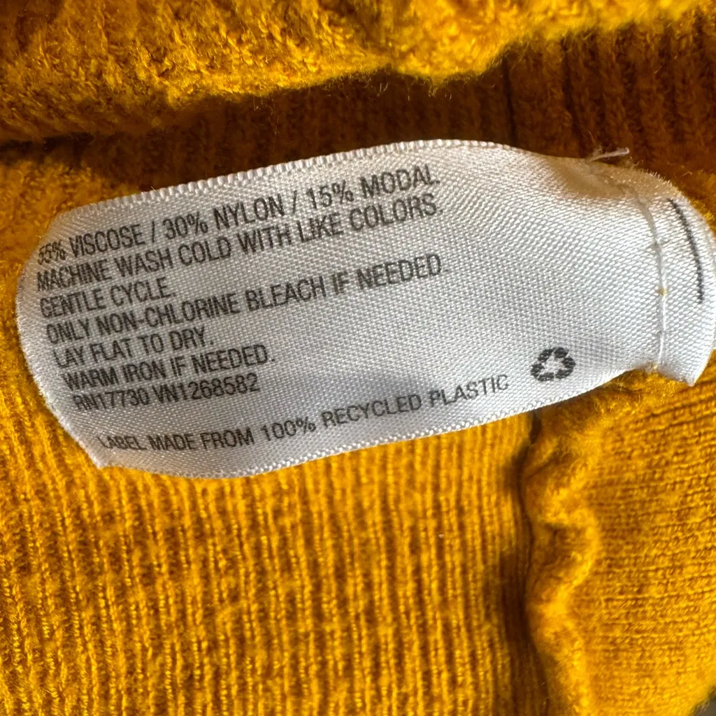 Goldenrod mustard yellow cardigan sweater size medium - Image 5