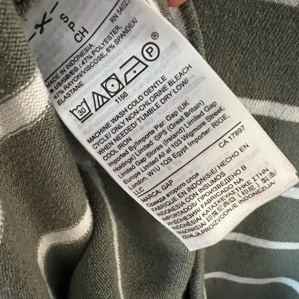 GAP Casual Knit Dress w Twist Waist Green White Stripes Size Small - Image 8