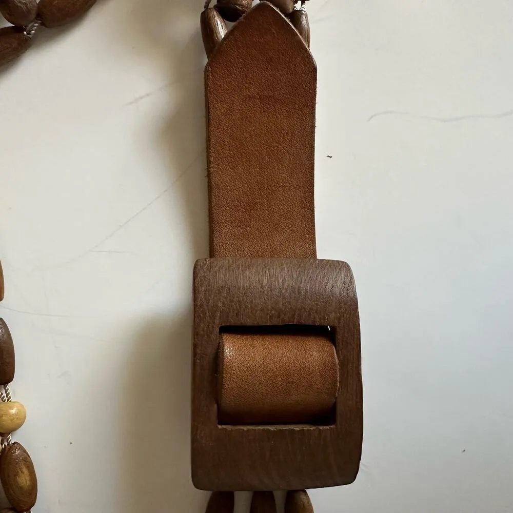 Wood Beaded Belt Leather Women’s size S/M 1970s / 1980s retro vibes - Image 5