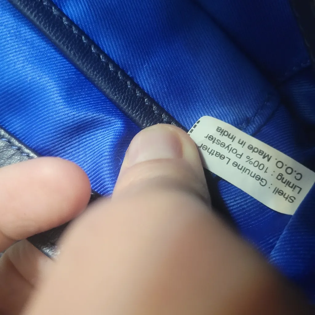 SHARIF DISNEY ALICE THROUGH THE LOOKING GLASS MAD HATTER LEATHER BAG PURSE - Image 6